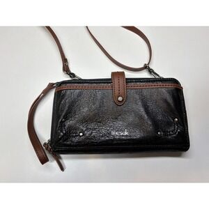 The Sak Iris Smart Phone Crossbody Wallet Wristlet Leather Black Brown Trim